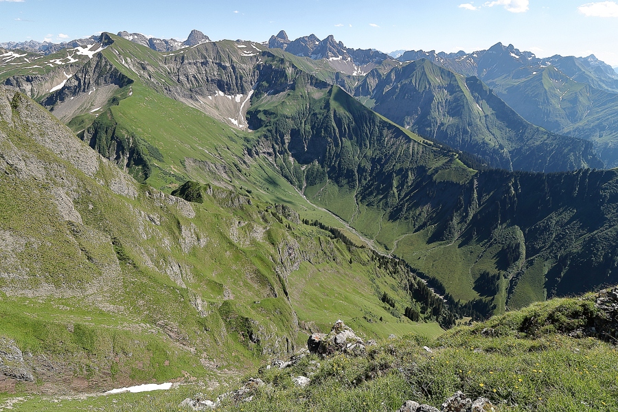 19a_Westgipfel_Hauptkamm.jpg