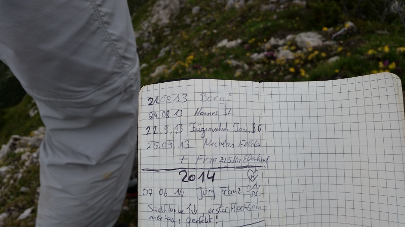 20140704_143630 (800x450).jpg