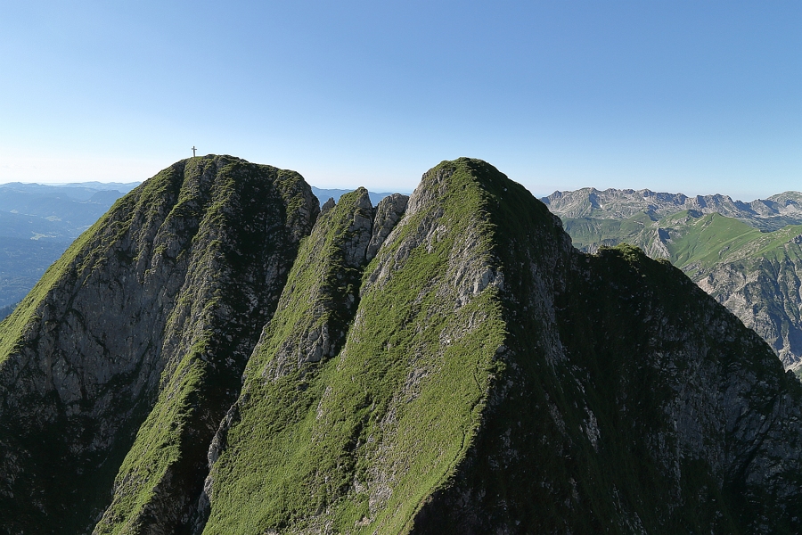 30a_Aufstiegmittelgipfel_Rueckblick.jpg