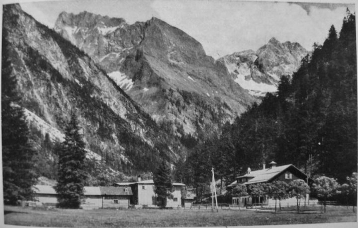 05 Fritz und Eugen Heimhuber - Oytalhauspaint.jpg
