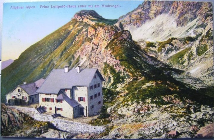 24_Prinz-Luitpold-Hauspaint.jpg