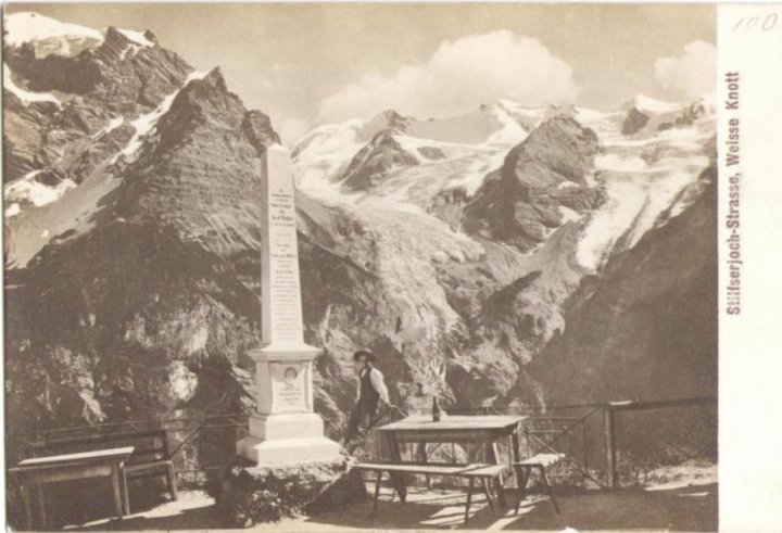 305_Stilfserjoch-Strassepaint.jpg