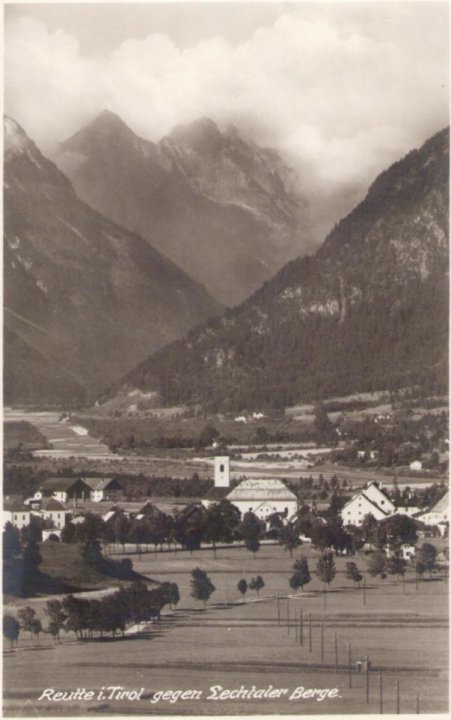 373_Reutte in Tirolpaint.jpg