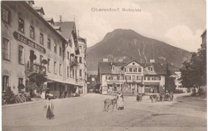 720_Oberstdorf Marktplatz um 1900paint.jpg