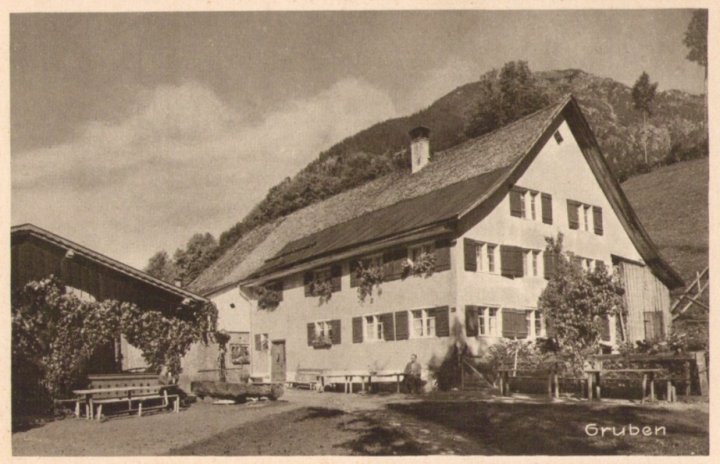 741_Cafe Gruben um 1920paint.jpg