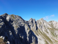 Über die Kaminlochköpfe (2.334m & 2.344) auf das Östliche Kreuzjoch (2.231m)