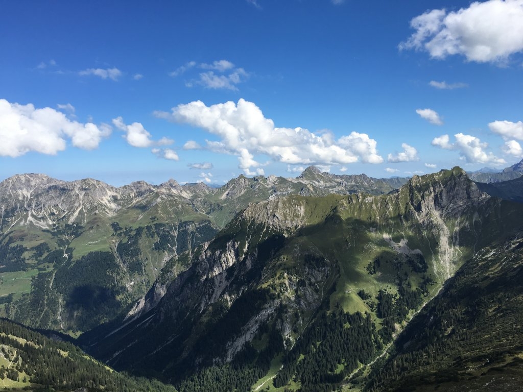 Die Überschreitung der Klesenzahörner (2.276m)